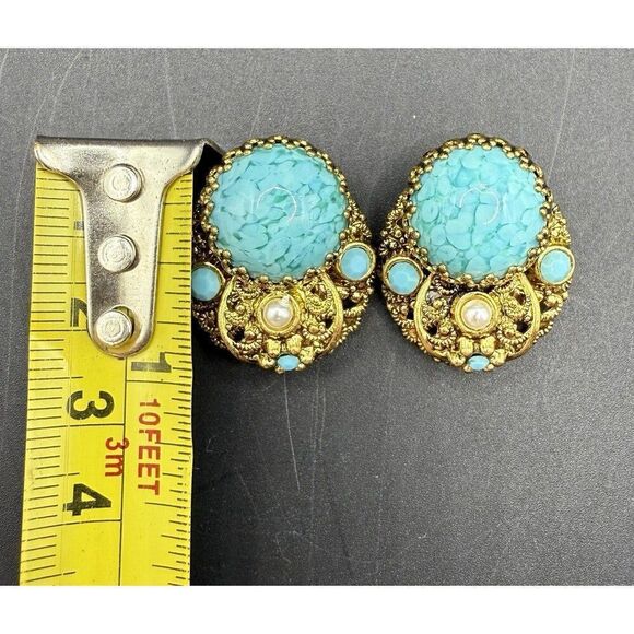 West Germany Vintage Faux Turquoise Pearl Filigree Gold Tone Clip On Earrings - Picture 5 of 5
